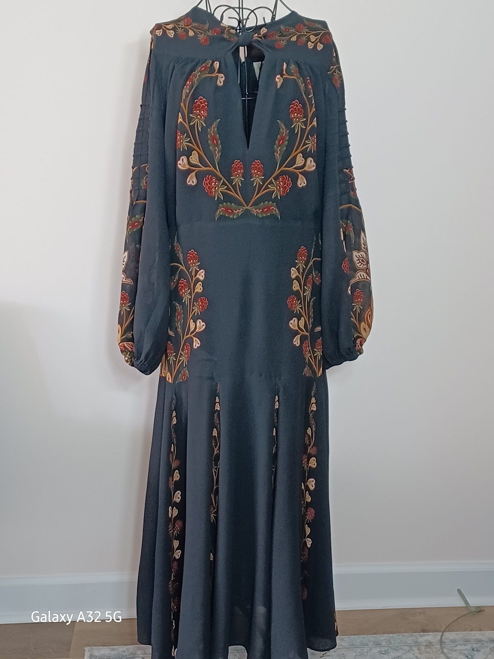FARM Rio Berry Garden Long Sleeve Embroidered Maxi Dress - Size Xl - Picture 2 of 10
